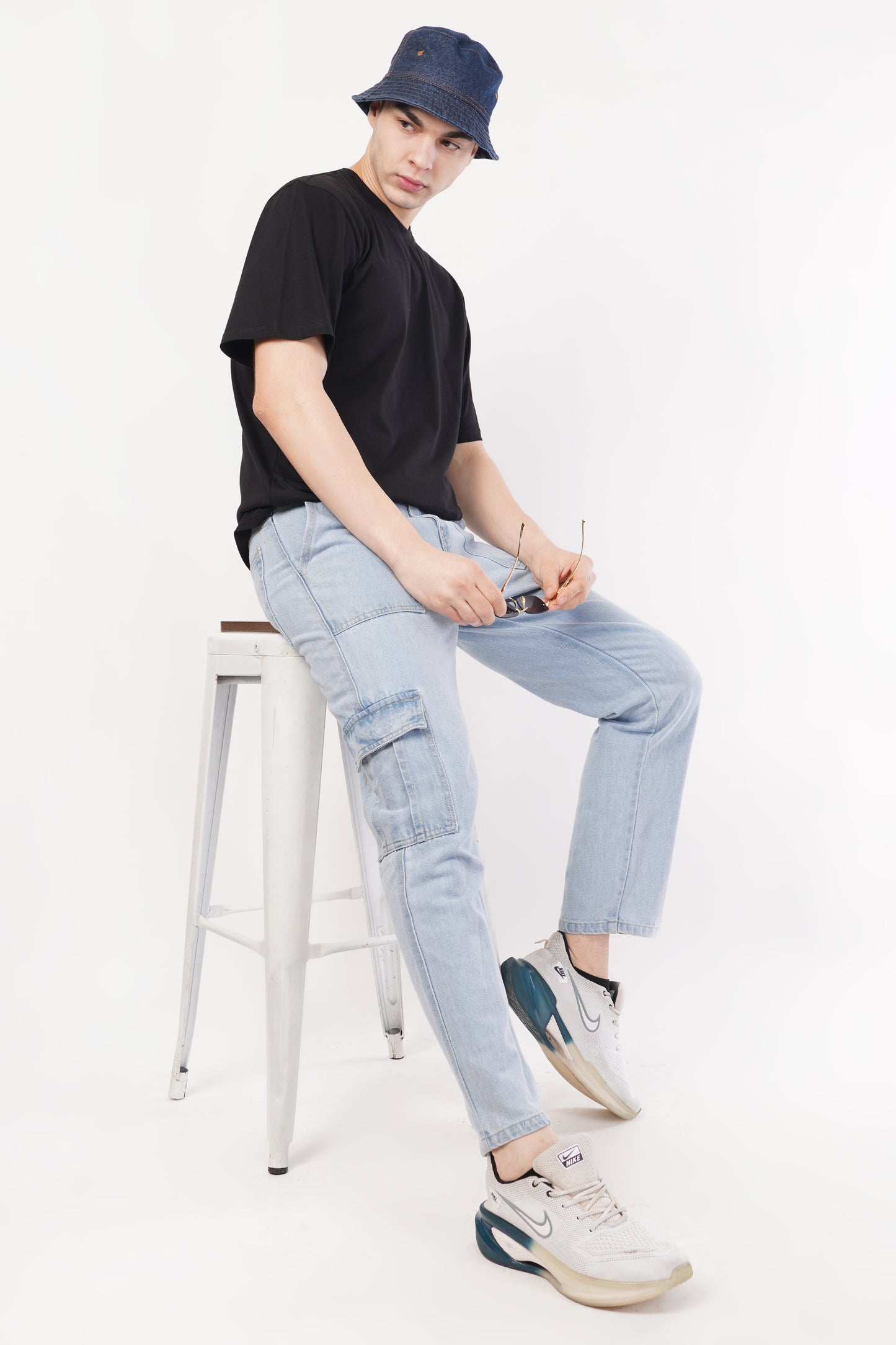 SOLIDS - Black